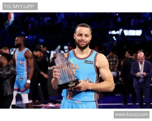 勇士官方：库里当选2025-26赛季全明星首发